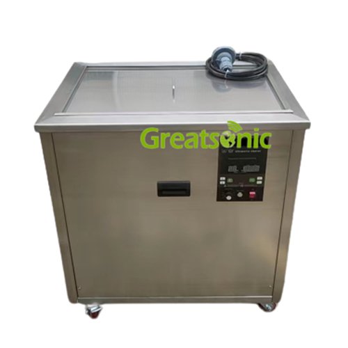Ultrasonic fuel injector cleaner for deep cleaning